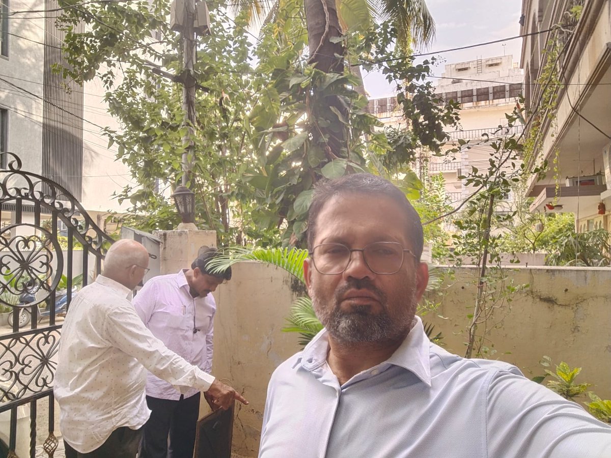 Sir,

As per MD Sir's instructions the said    inspection done along with Manager and myself.

Found need for change Replacement of existing pipe connection etc.,  Gentleman convinved to get it done.

Submitting for info  pl.

GM 7
HMWSSB