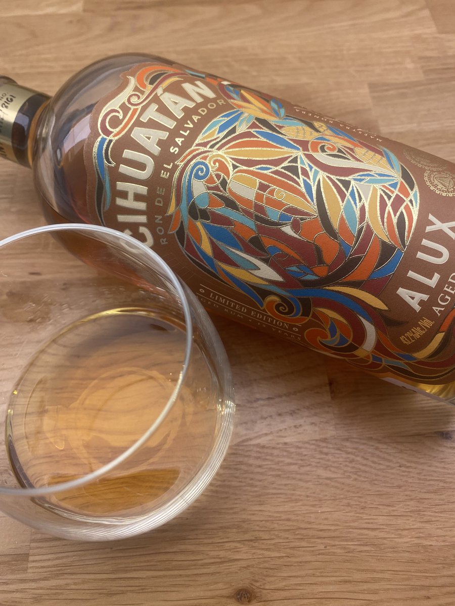 It’s #worldrumday - cue the #Alux! 

From #elsalvador ‘s <a href="/RonCihuatan/">roncihuatan</a> , the Alux is a 15 year old #rum inspired by the #Mayan harvest festivals and finished in former Oloroso and cognac casks.

#Cheers!