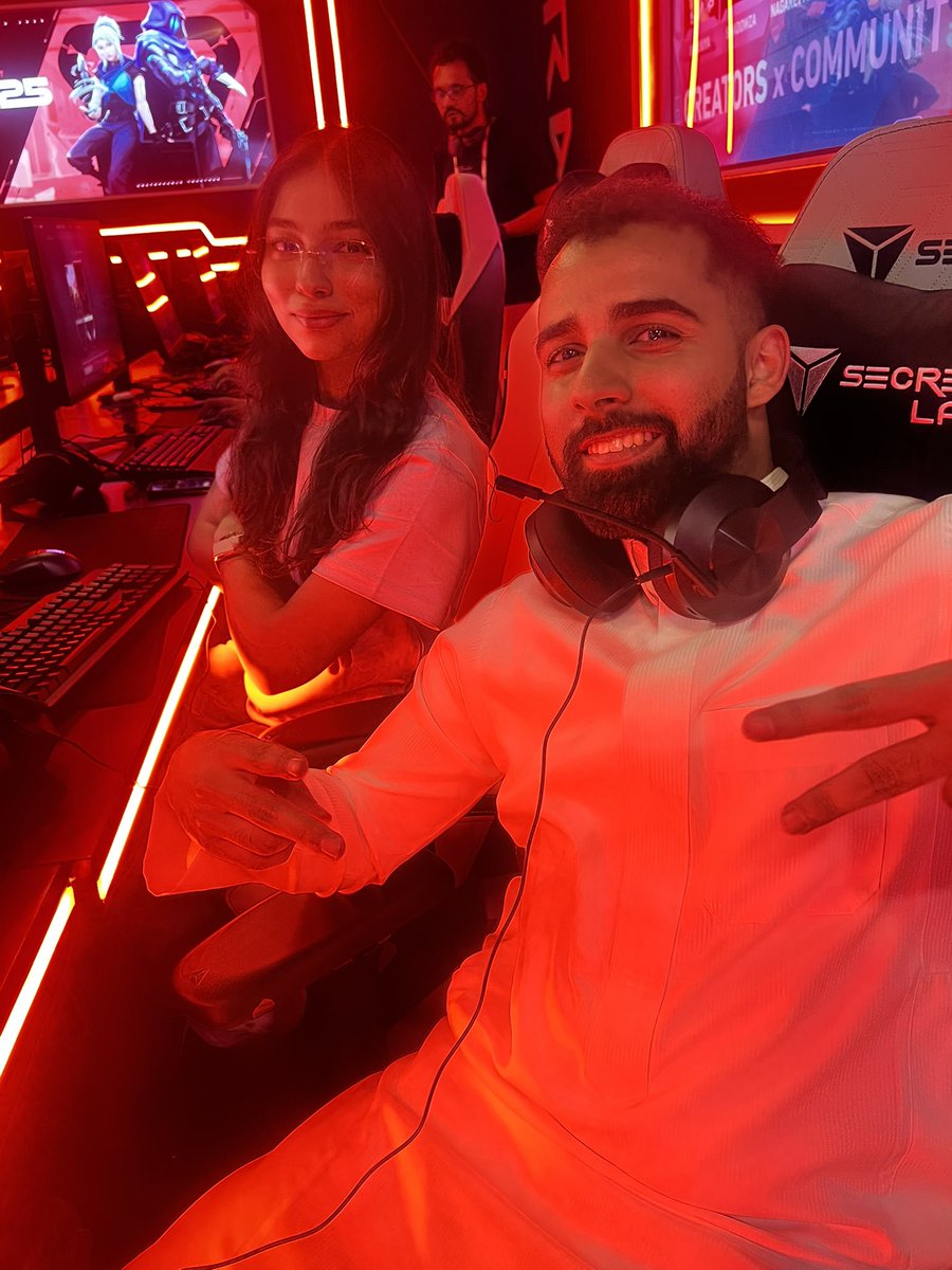dynamoh πΈπ¦π¬π§ (@dynamohval) on Twitter photo Dynamoh X <a href="/MaryValorant/">Falcon Mary</a> Riot influencers show match (we got shit on)
Thank you <a href="/VALORANTar/">VALORANT // Arabia</a>
EWC dump soon Dynamoh X <a href="/MaryValorant/">Falcon Mary</a> Riot influencers show match (we got shit on)
Thank you <a href="/VALORANTar/">VALORANT // Arabia</a>
EWC dump soon
