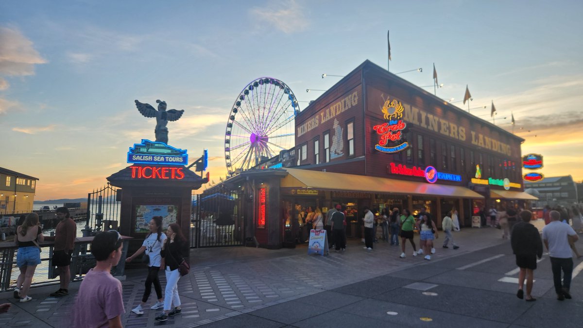 _AndyJacks's tweet image. Seattle has a sweet boardwalk area. What's the best spot? #principalsUNITED