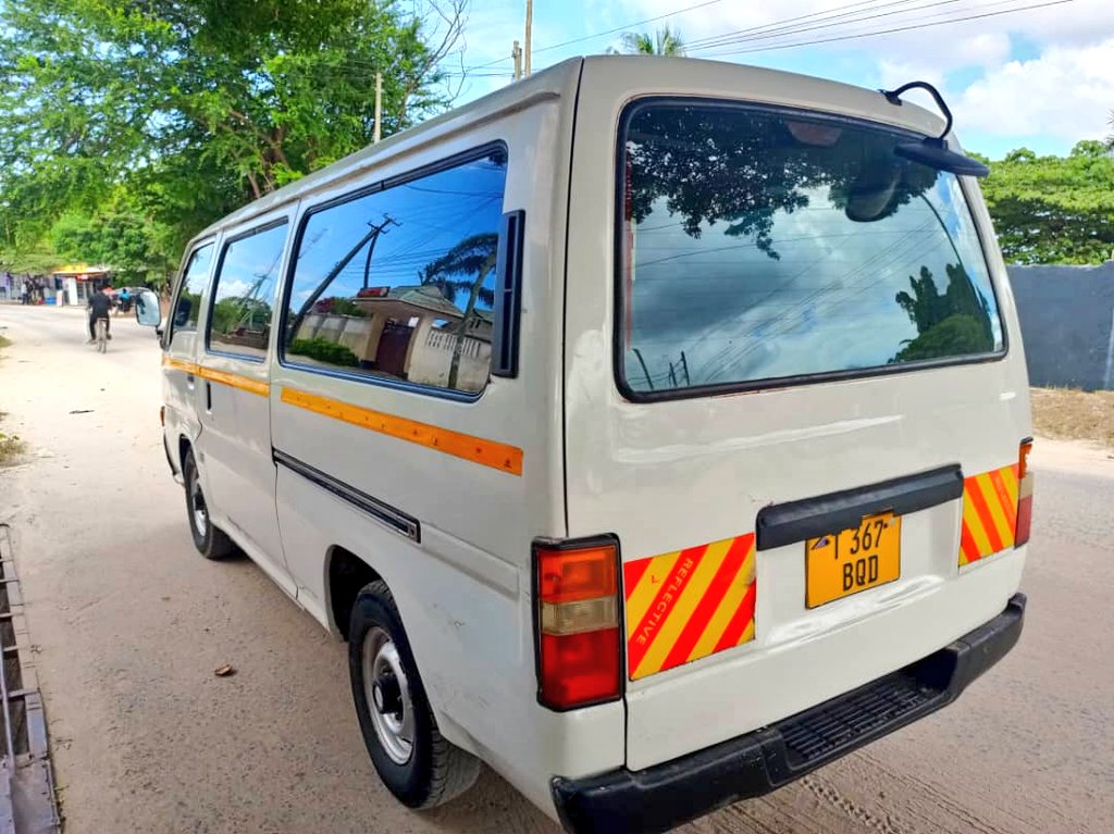 Eng_Matarra's tweet photo. NISSAN VAN 🔥 🔥
REG" #BQD (Inalengeshwa)
◾️CC. 1990
◾️ENGINE-NA20
◾️PETROL ⛽️
◾️MANUAL GEAR
◾️FULL DOCUMENTS ✅️
BEI - MIL 8.5
IPO DAR
INAFAA KWA BIASHARA
CALL/WHATSAPP - 0719542184 https://t.co/0zV4uJMwqg
