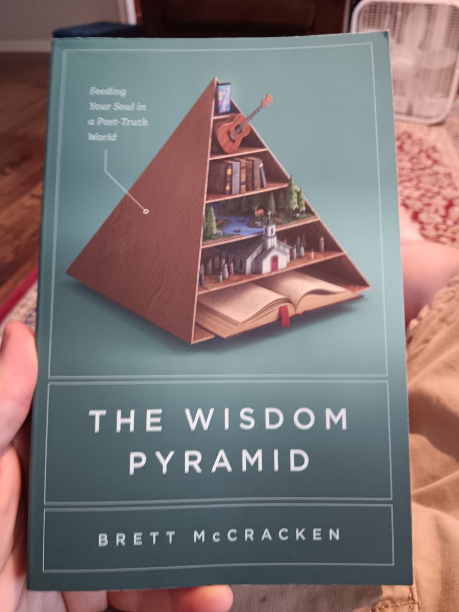 SpenceSpencer01's tweet image. Re-reading this short book and remembering how good it is.