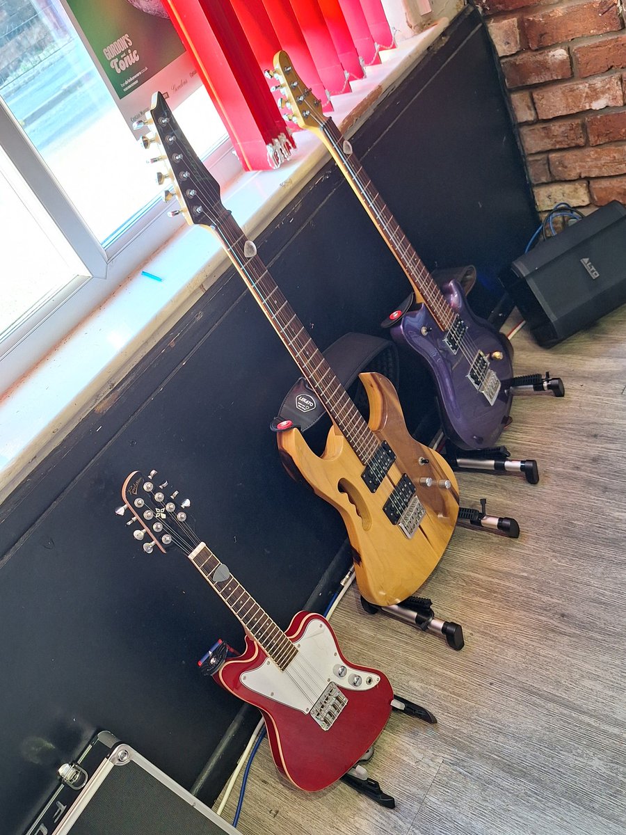 RoundUpDuo's tweet photo. Ready to play some knee slapping, beer drinking, dancing tunes! Bring ya boots! 

#TheMoreWeDrinkTheBetterYouSound #TheRiser https://t.co/4WHmDyohVP
