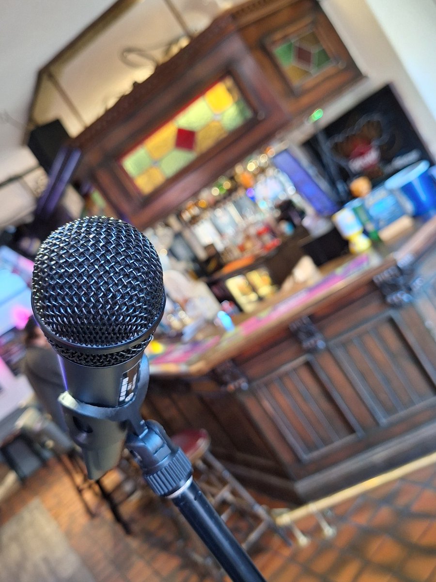 RoundUpDuo's tweet photo. Ready to play some knee slapping, beer drinking, dancing tunes! Bring ya boots! 

#TheMoreWeDrinkTheBetterYouSound #TheRiser https://t.co/4WHmDyohVP