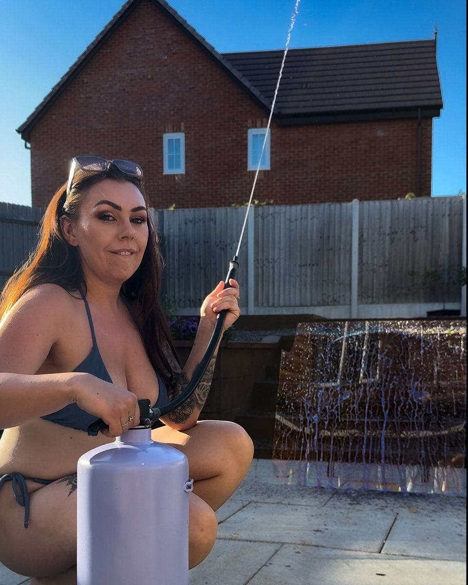 …..Look who has a new gunge toy 😈❤️