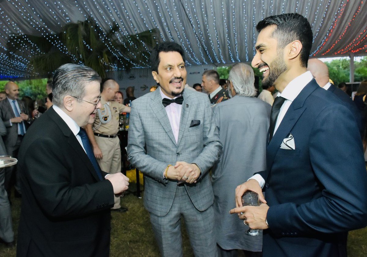 SaudObserver's tweet image. Celebrating French National Day 2025 at the residence of Ambassador Nicolas Galey. 

A dear friend and a true diplomat with an exceptional sense of humor. Vive la France! 🇫🇷