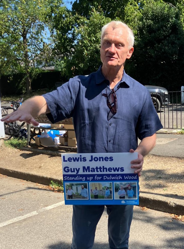 NeilSalt2019's tweet image. Good to be with @SouthwarkTories colleagues today in Sydenham Hill as @grahamstuart launched @LewisJAJones & @MatthewsGuy's local election campaign for @lb_southwark's Dulwich Wood ward
@ForresterJJ & I received good advice too from Graham re @lambeth_council's Clapham Town ward