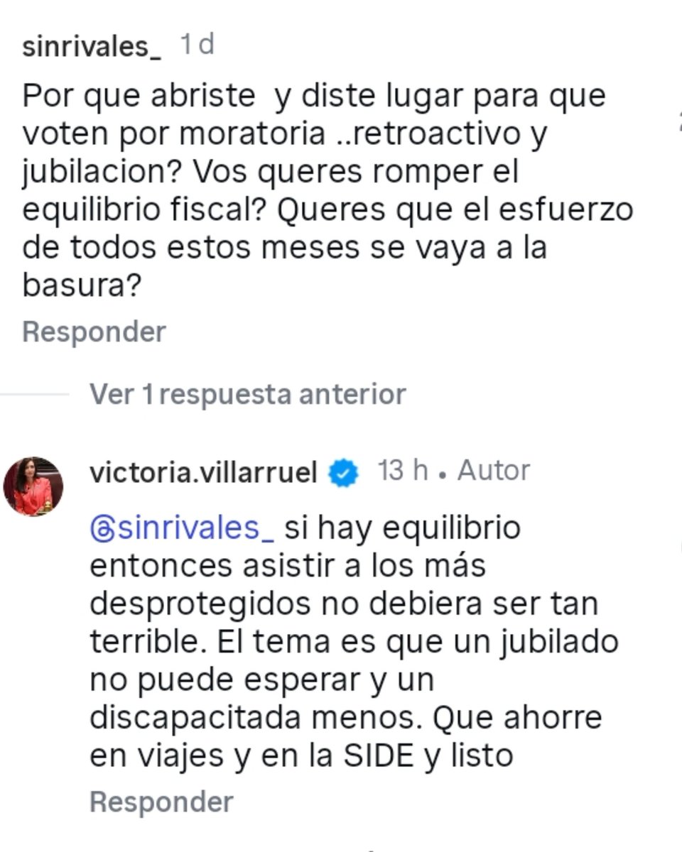SomosLibertad_'s tweet image. EL PADRE DE VILLARRUEL SE REVOLCARÍA EN LA TUMBA. SEMEJANTE TRAIDORA A LA PATRIA.