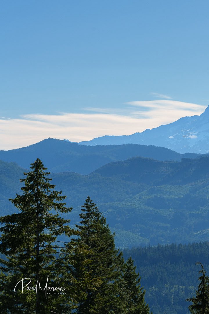 PaulMarcoe's tweet image. Mount Rainier in 3 parts. Final image panorama made up of 6 stitches.