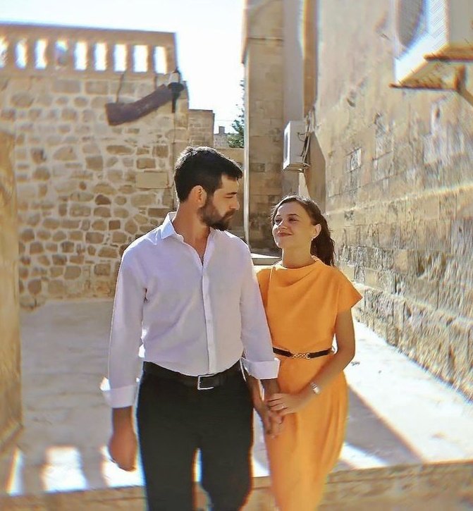 #DilBar | 🖇🤍🪄💫💖💛🦋💓

#KanÇiçekleri