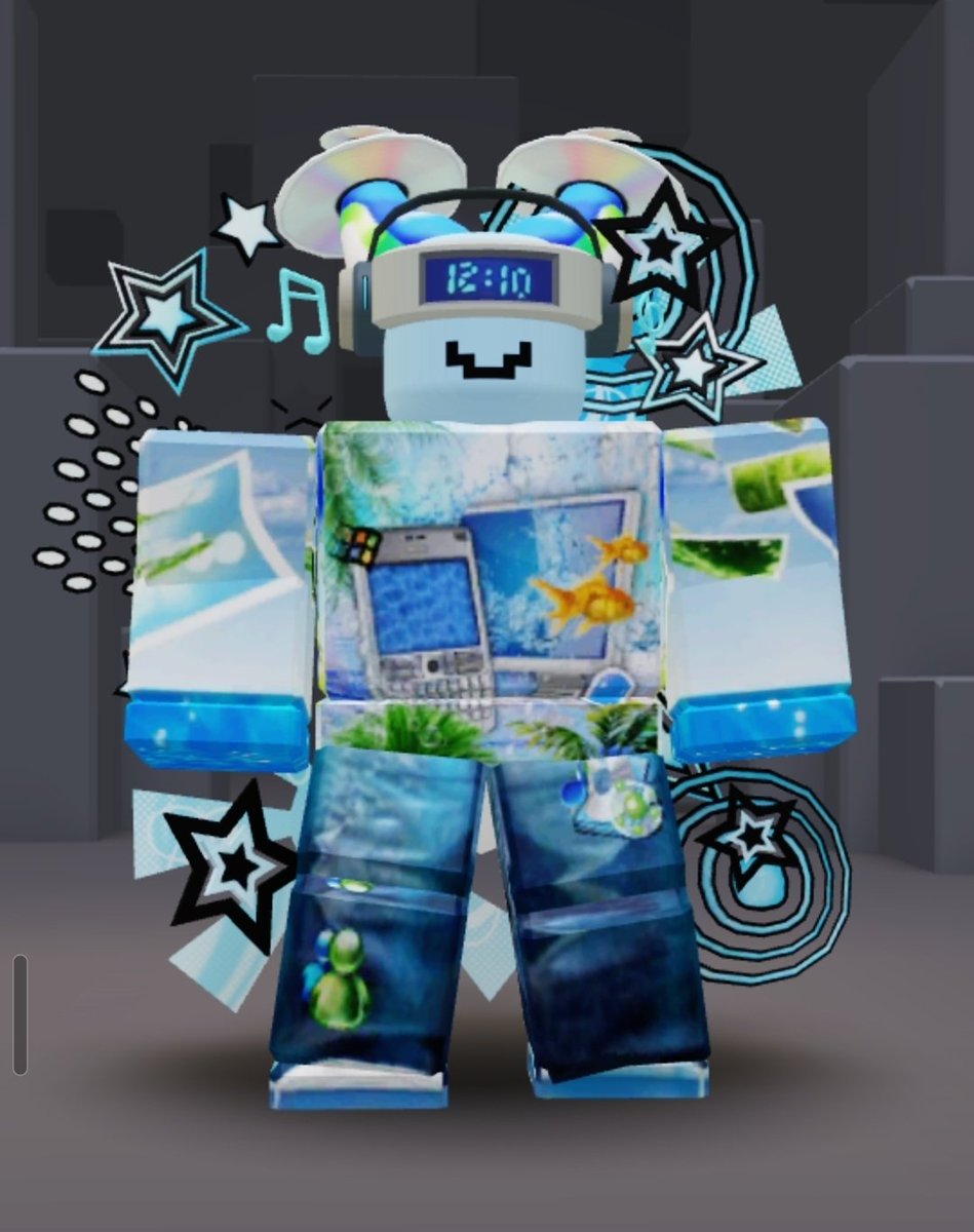 CriFa476801's tweet photo. I'm searching an artist that can make my dream shark fursona a drawing based on my roblox avatar. If you can just send me a message. Here's the pics: https://t.co/luw7yYl40W