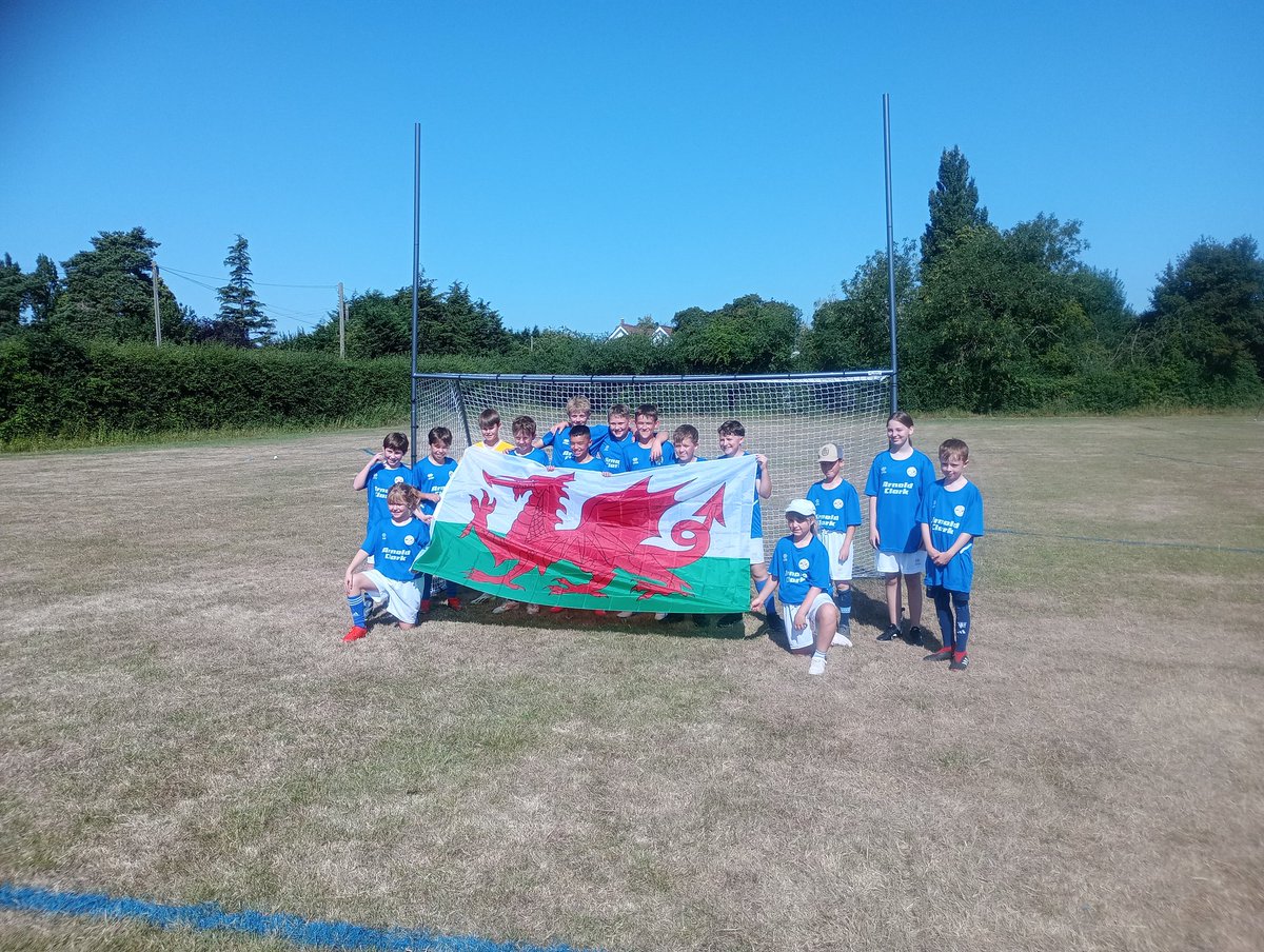 Cardiff Og's Caerdydd tweet media