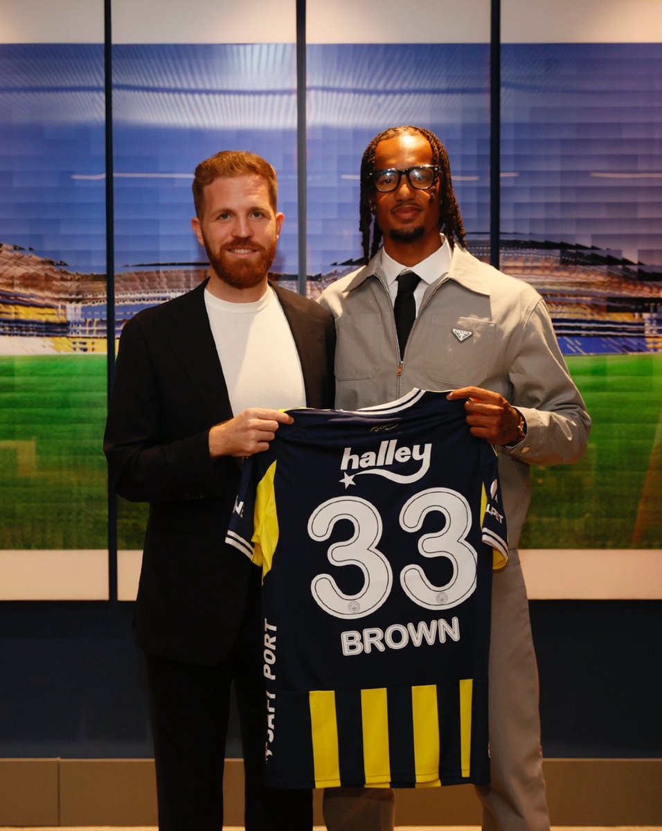 Milan’a transfer çalımı atan bir tarzı var.🔥🥳

Devin Özek &amp; Archie Brown
