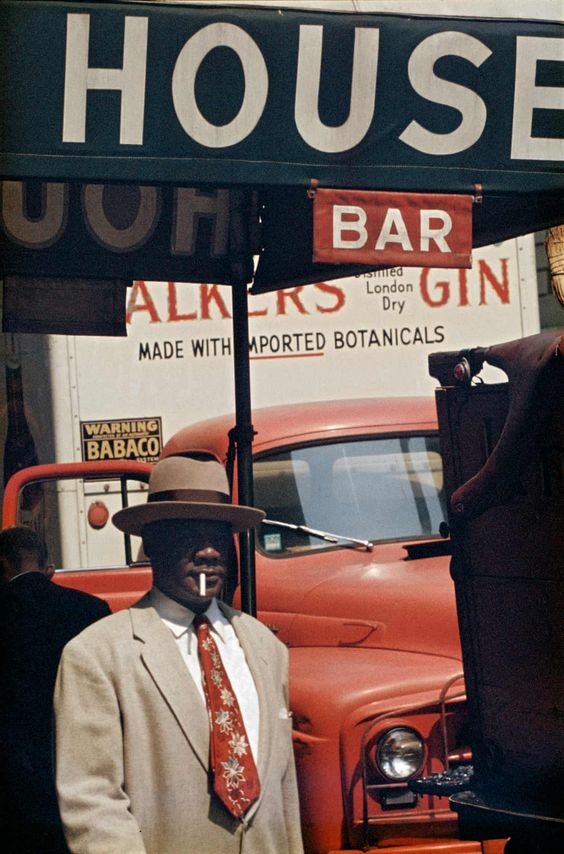 eyeonaxis's tweet photo. Harlem, New York, USA, 1960

Saul Leiter https://t.co/oZnJPTVZRl