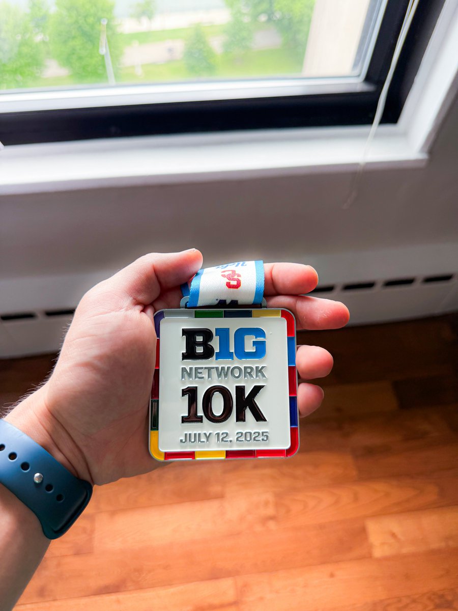 byMaxC's tweet photo. ran my first race today! really happy to have completed it after starting to take running seriously the past few months 🏃🏻‍♂️🏅 https://t.co/sgQcMTI78e