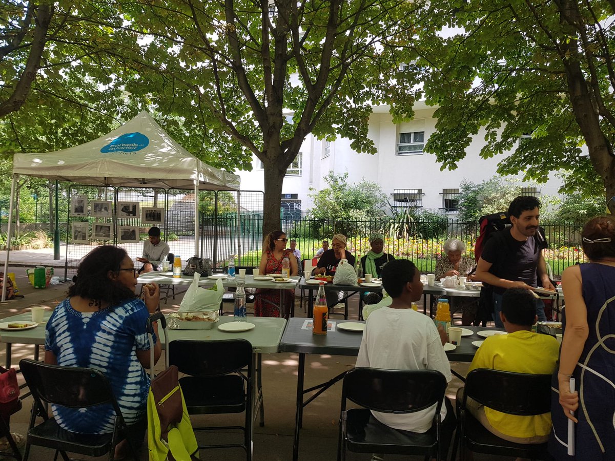 monquartier19's tweet image. RETOUR EN IMAGES 📷
Une fête de quartier créative et ludique réalisée par le conseil de quartier Bas-Belleville !
Des animations originales proposées par les associations locales : jeux anciens, atelier de musique avec des légumes, création de portes-clés, expo photos