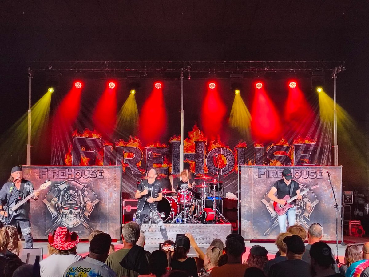 Tonight, FireHouse rocks Woodhaven, MI!