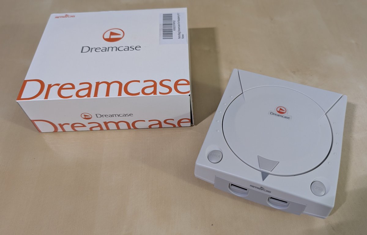 dmeance's tweet photo. Reçu aujourd'hui le nouveau boitier @RetroFlagcase "Dreamcase" pour @Raspberry_Pi PI5 et représentant la Dreamcast ! Plus qu'à monter le tout dedans, installer @recalbox puis let's play ! #Retroflag #Dreamcase #Dreamcast #Pi5 #Recalbox #Retrogaming
@ericlegeek84 @bfggamepassion https://t.co/Fvb6F17BOw