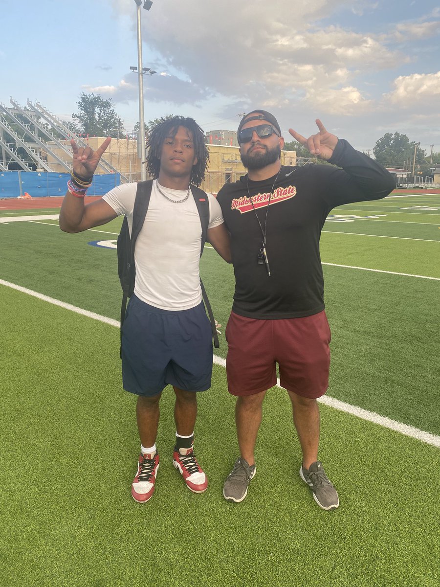 Isaiah Farris tweet media