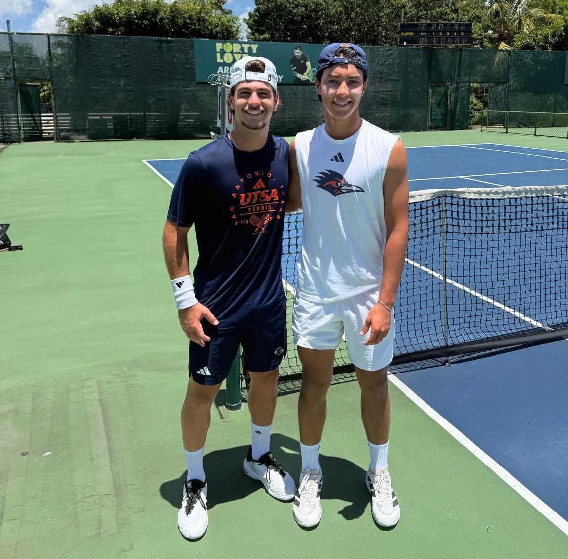UTSAMT's tweet image. Love to see our guys' journey! Enzo Vargas x Ben Chetewy Ungar at @ITFTennis M15 Santa Tecla in El Salvador!
#BirdsUp🤙 | #LetsGo210