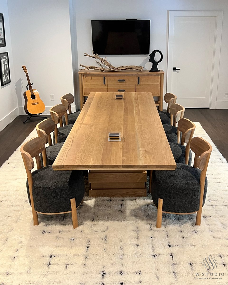 wstudiocarpets's tweet image. Our Boho Chic carpet grounded this dining room with effortless style — a bold black woven base paired with plush white shag pile for softness and contrast. Cozy, cool, and full of character. 🤍🖤 #WStudiocarpets #InteriorDesign #CustomRug
