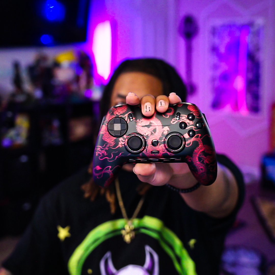 🎮 Got the new <a href="/ScufGaming/">SCUF</a> Envision Pro controller! 🔥Amazing customization and precision! 

Thanks @SCUF for blessing me! Can't wait to showcase the Rivals &amp; Rematch gameplay with this beauty. #gifted