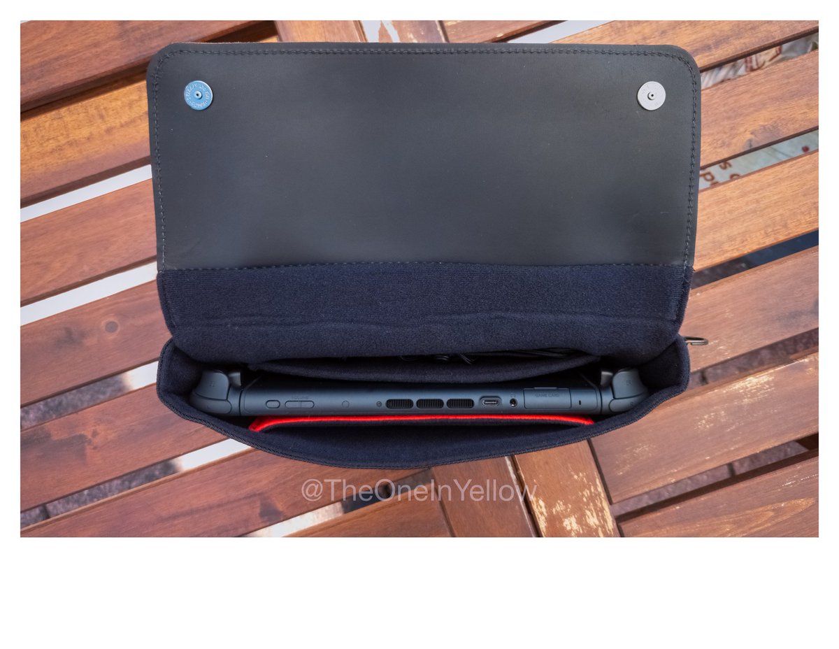 TheOneInYellow tweet media