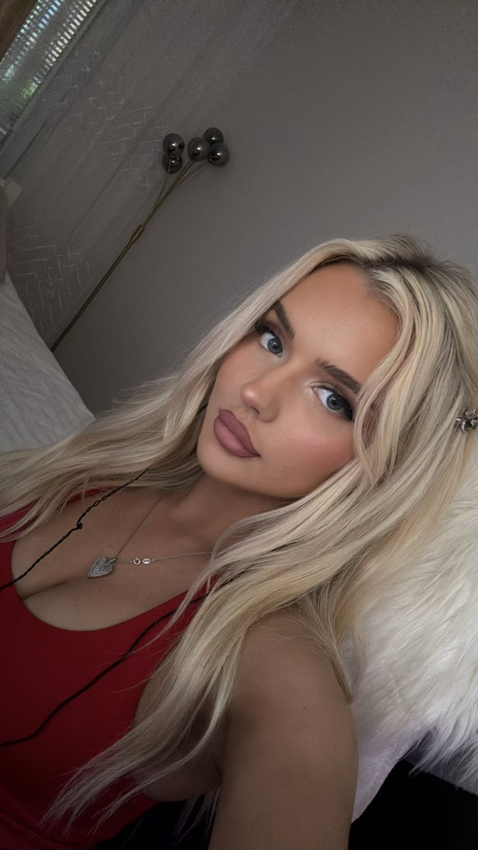 Ranked!⬇️

Twitch.tv/IMAngelikaa