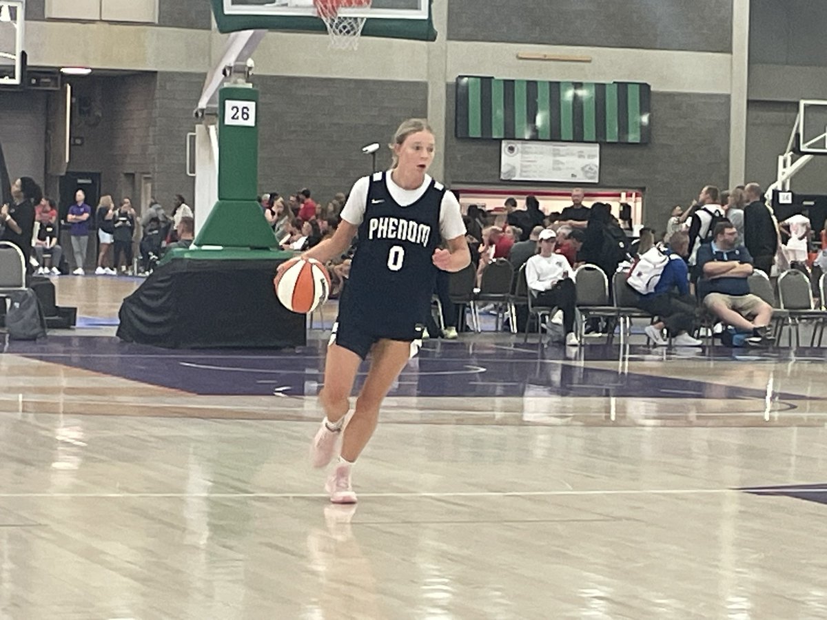 Prep Girls Hoops Missouri (@pghmissouri) on Twitter photo 5’10 Audrey Arnold of <a href="/MissouriPhenom/">Phenom Basketball</a> (Arnold) is a skilled bucket getter and playmaker. She gets to her spots in the mid range and elevates. She also hits the 3. Her passing and court vision have also been on point. Attends Fulton <a href="/TFNsRun4Roses/">TFN's Run 4 Roses</a> 5’10 Audrey Arnold of <a href="/MissouriPhenom/">Phenom Basketball</a> (Arnold) is a skilled bucket getter and playmaker. She gets to her spots in the mid range and elevates. She also hits the 3. Her passing and court vision have also been on point. Attends Fulton <a href="/TFNsRun4Roses/">TFN's Run 4 Roses</a>