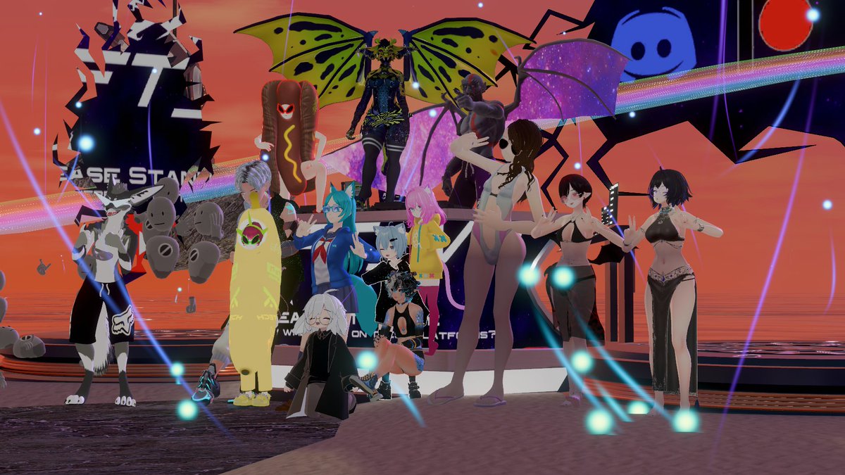 Reichisan's tweet image. Thanks to my AMAIZING friends, for making this event REAL!
I have never had a bday party before, and seeing it BLOW UP my mind. YOU GUYS ARE AMAIZING, having you all is the best bday gift. 😭❤
Thanks for comming, i appreciate it lots✨
@RIFT_VR_Club