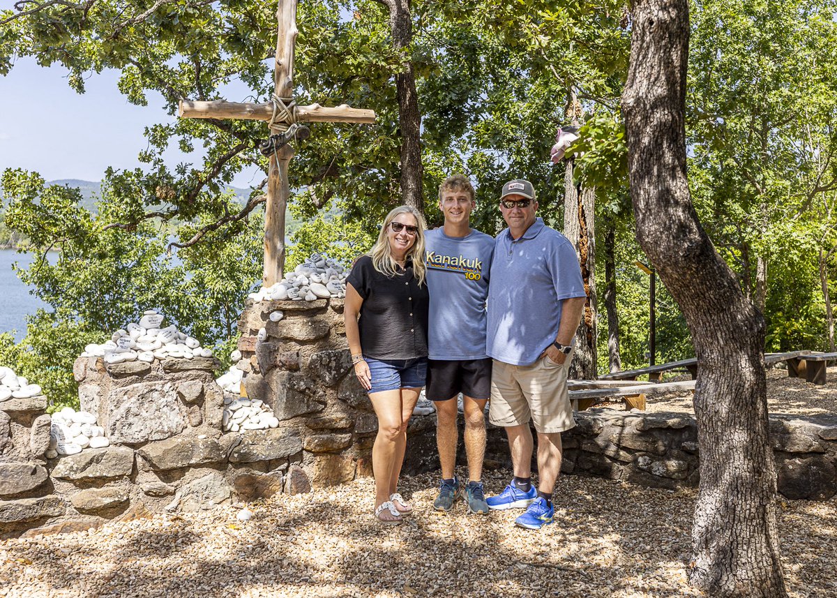 kmyerphoto's tweet image. Final Kanakuk K2 Summer Kamp pickup for the Myer Krew! We had 6 guys from Frisco attend along with Grayson this summer, including 3 who were baptized by the end of kamp! 🙌🏻
Summer Christian Camps have been instrumental when it comes to raising our boys and modeling our faith to…