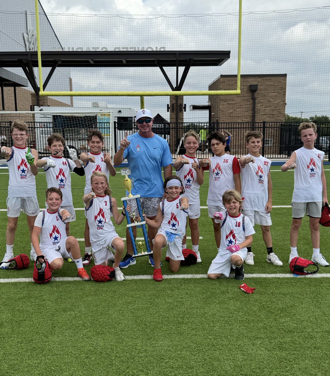 An outstanding performance today by our #TexasEpic 10u winning the Gridiron Summer Tournament by way of mercy rule in the Championship 🏈🏆💪🏼🔥🎯 @texasqbelite 

Offensive MVPs:
Rhett Hudson 
Knox Baker 

Defensive MVPs:
Layne Wood 
Finn Wittorf