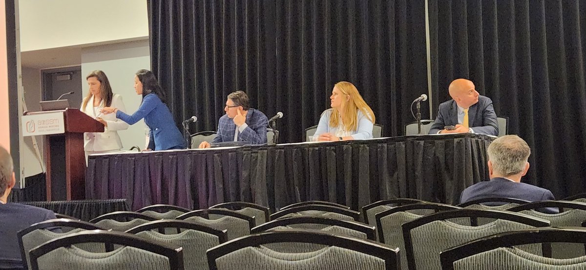 RJuddRobinsMD's tweet image. Great discussions to help improve recovery from ACL Surgery at #AOSSM including functional testing to guide return to play, psychological readiness, and differences in female and male recovery. @aossm1972 #savetheknee #ACL #evidencebasedmedicine #sportsmedicine #grit