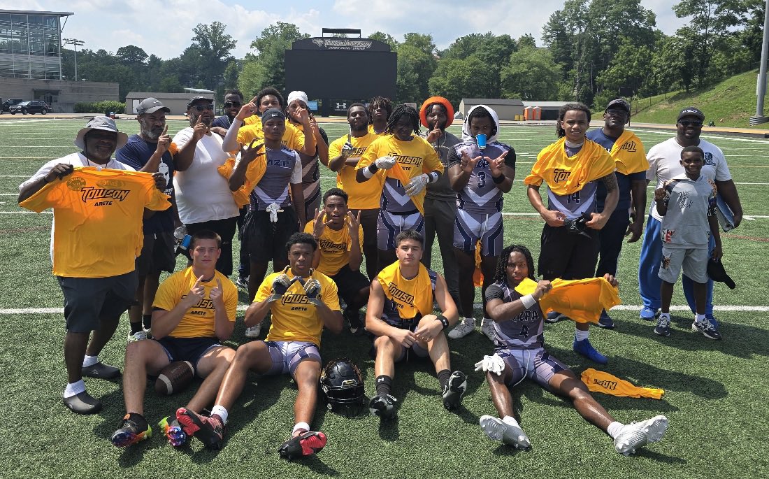 Towson 7v7 champs with <a href="/mzpafootball/">Mt. Zion Prep Sports Academy</a> ! Thank you for a great event <a href="/Towson_FB/">Towson Football</a> @neugs1288 <a href="/PeteShinnick/">Pete Shinnick</a> <a href="/Coach_Long12/">Brayden Long</a> <a href="/CoachStaySharp/">Coach Moss</a>