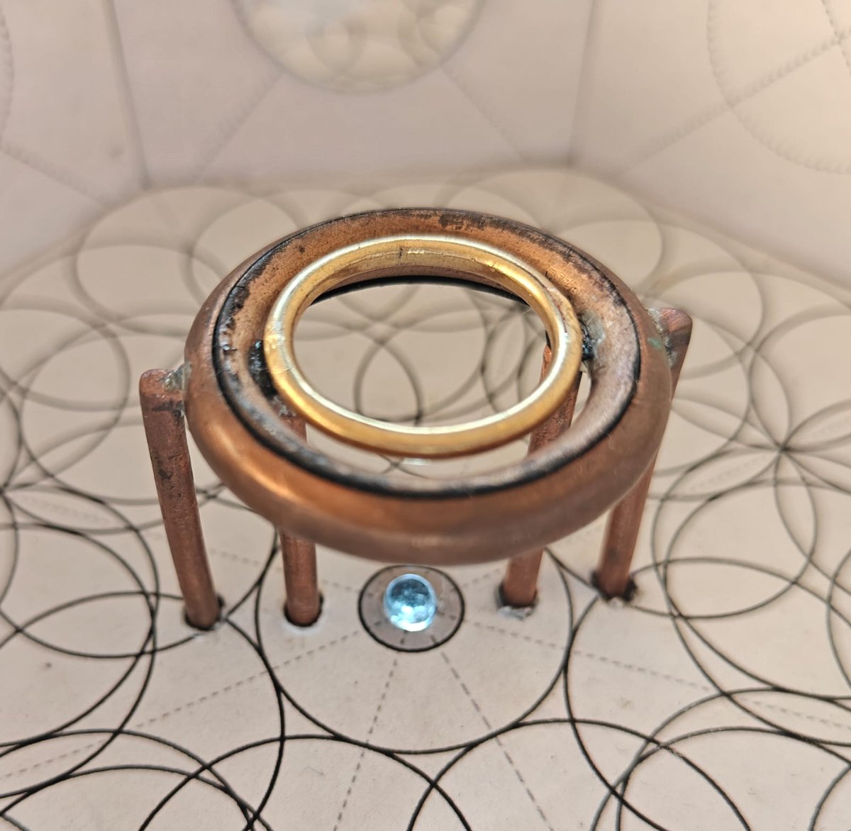 mgordhan's tweet photo. 🚀 PHYSICS BEYOND BOUNDARIES "What if energy equations work differently across dimensional boundaries?  Pertula Interdimensional Energy Converter for the residential market will be bring about unique electricity generation device for the home. 

Photo of inside although all elements are not shown!

#DimensionalPhysics #EnergyResearch #ScienceEvolution https://t.co/CoMkWeIW2A"