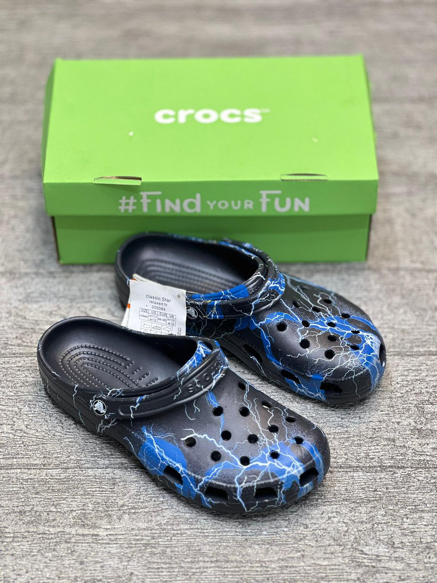 Tekachiixx's tweet image. CHECK ALT. #crocsmen #Crocs