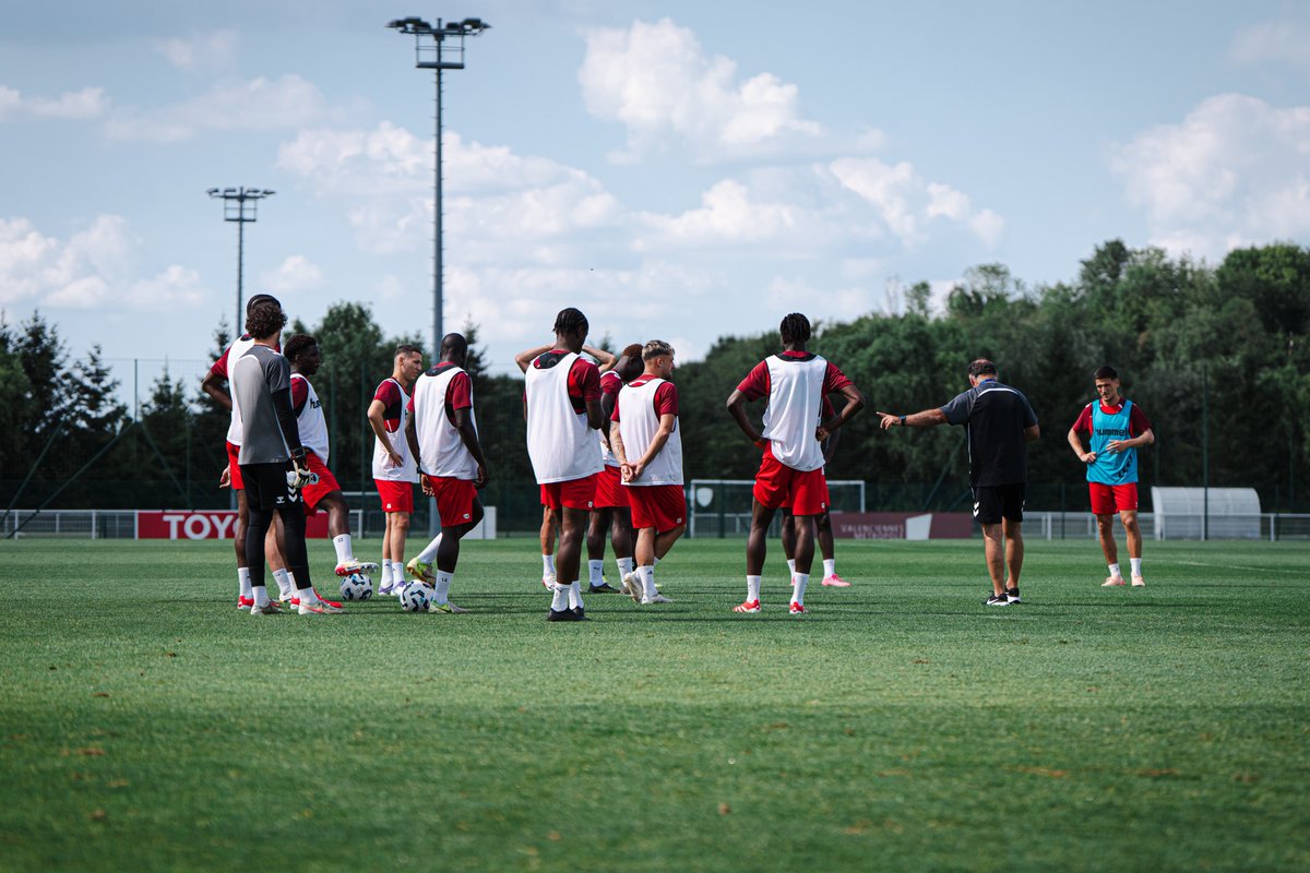 VAFC Inside 🦢 tweet media