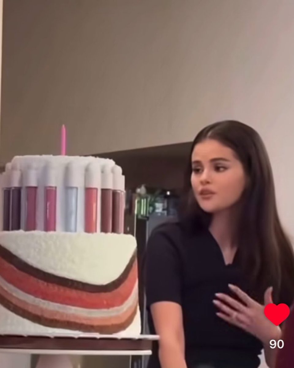 when quality is 144p but you’re selena gomez