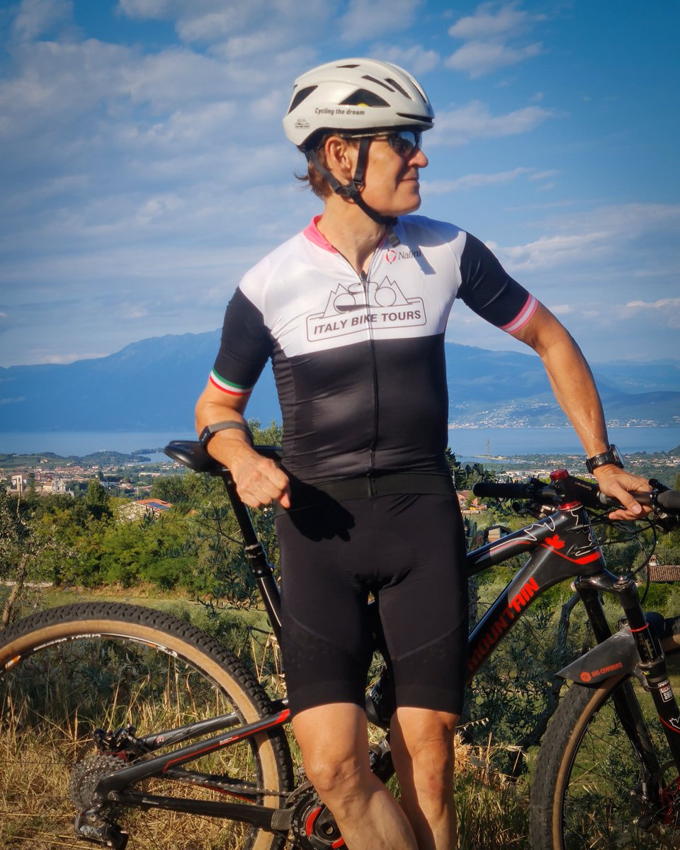 Sergey Kurdyukov (@kurdyukov_espru) on Twitter photo Следом за первым туром с <a href="/cyclingthedream/">Italy Bike Tours | Cycle The Dream</a> , Italy Bike Tours – <a href="/LeTour/">Tour de France™</a> ! Вернулся с доломитовых перевалов на домашние холмистые берега Гарды, поменял на денёк шоссейник на МТБ – и в эфир. Ближайшие три этапа мы вместе. А здесь, на соцсетях, вас ждут свежие истории о наших Следом за первым туром с <a href="/cyclingthedream/">Italy Bike Tours | Cycle The Dream</a> , Italy Bike Tours – <a href="/LeTour/">Tour de France™</a> ! Вернулся с доломитовых перевалов на домашние холмистые берега Гарды, поменял на денёк шоссейник на МТБ – и в эфир. Ближайшие три этапа мы вместе. А здесь, на соцсетях, вас ждут свежие истории о наших