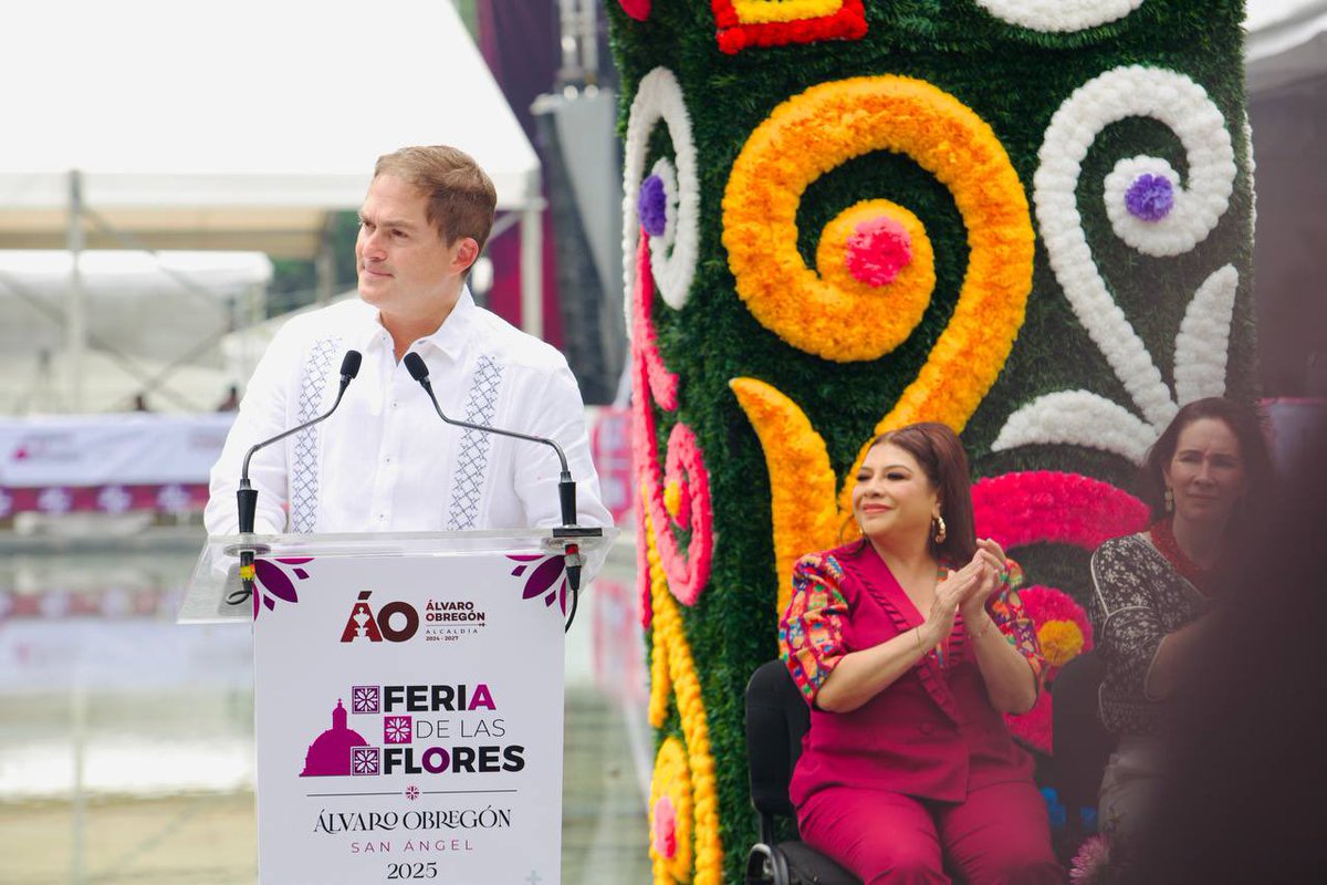 LopezCasarinJ's tweet photo. Son 168 años de historia y celebración, que han hecho de la Feria de las Flores un Patrimonio Cultural Intangible de la Ciudad de México, y, sobre todo, un patrimonio afectivo para quienes la hemos vivido como vecinos, productores, visitantes o promotores.
 #FeriaDeLasFlores2025 🌸🌺