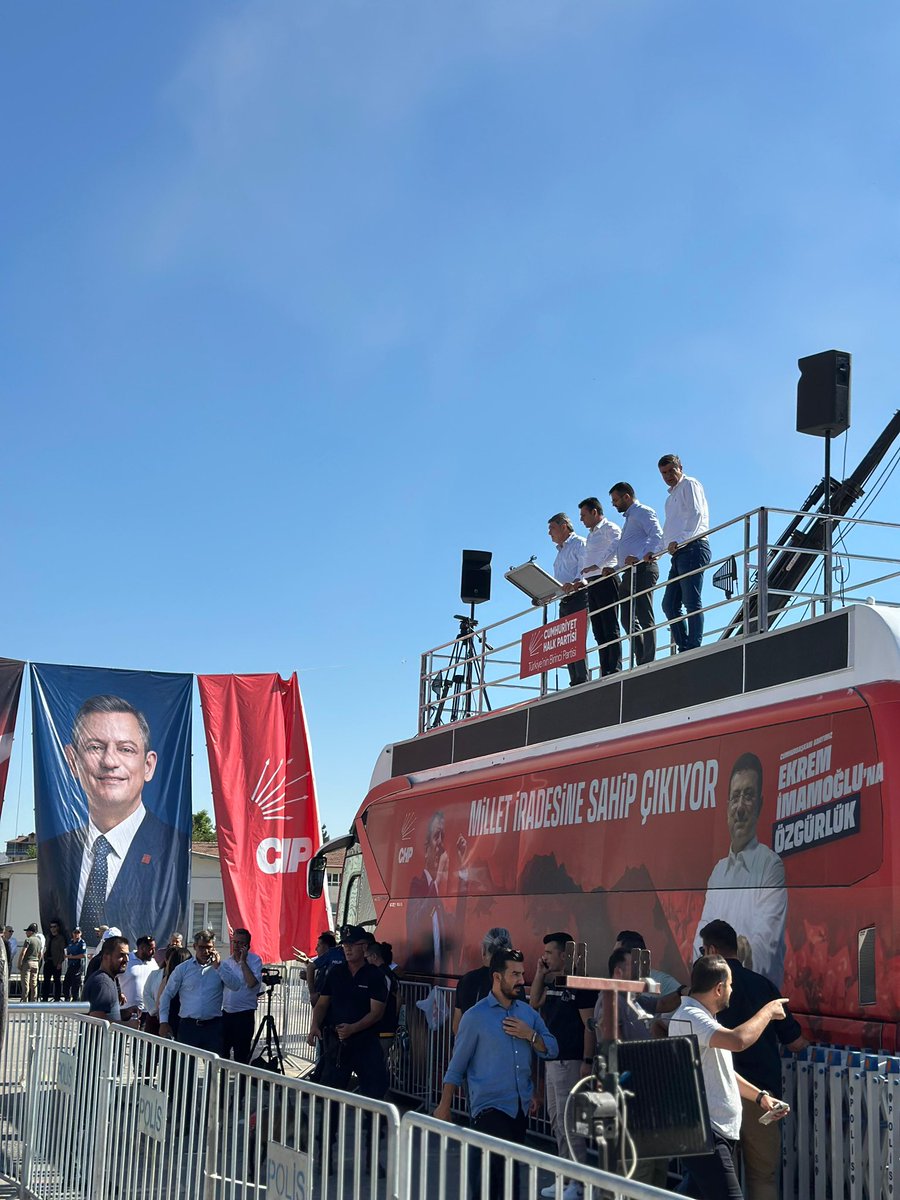 📍 Malatya’da Alanlardaydık!

Halkın iradesine sahip çıkmak için bir aradaydık!

Genel Başkanımız Sayın Özgür Özel ile birlikte Malatyalı hemşerilerimizle adaletsizliğe ve baskıya karşı sesimizi yükselttik.

Ekrem İmamoğlu’na özgürlük
Millete irade
Türkiye’ye demokrasi istiyoruz!
