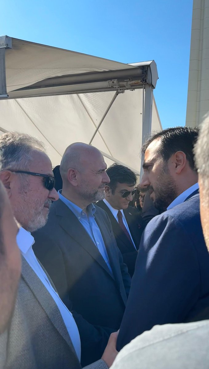 Cumhurbaşkanı başdanışmanı Yiğit Bulut kardeşimizi Karacaahmet Mezarlığında Cenabı Hakk’ın rahmet ve mağfiret divanına tevdi eyledik