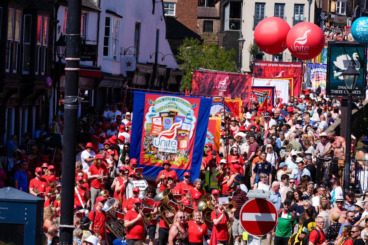 UniteNEYH's tweet image. A huge thank you to everyone who made another fantastic year at the Gala this year ✊
@unitetheunion @durhamgala
#UniteNEYH