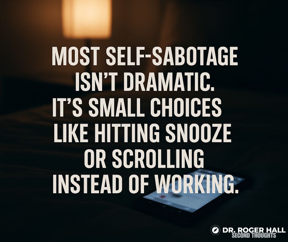 Self-sabotage looks like ‘just 5 more minutes.

Self-sabotage is real and it starts with the smallest choices.
🔗 Watch here: youtu.be/-VFTpOaB2bc

#SelfSabotage
#MindsetShift
#DisciplineEqualsFreedom
#FearOfFailure
#SuccessMindset