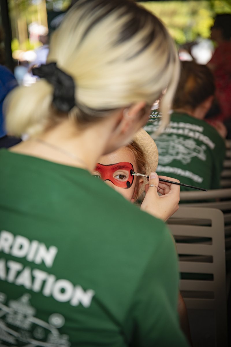 JardindAcclim's tweet image. Un stand de maquillage Miraculous est également à disposition : l’occasion pour chacun d’incarner son héros préféré, le temps d’une journée. Ladybug, Chat Noir, mais aussi leurs amis !
#jardindacclimatation #Miraculous @BeMiraculousLB