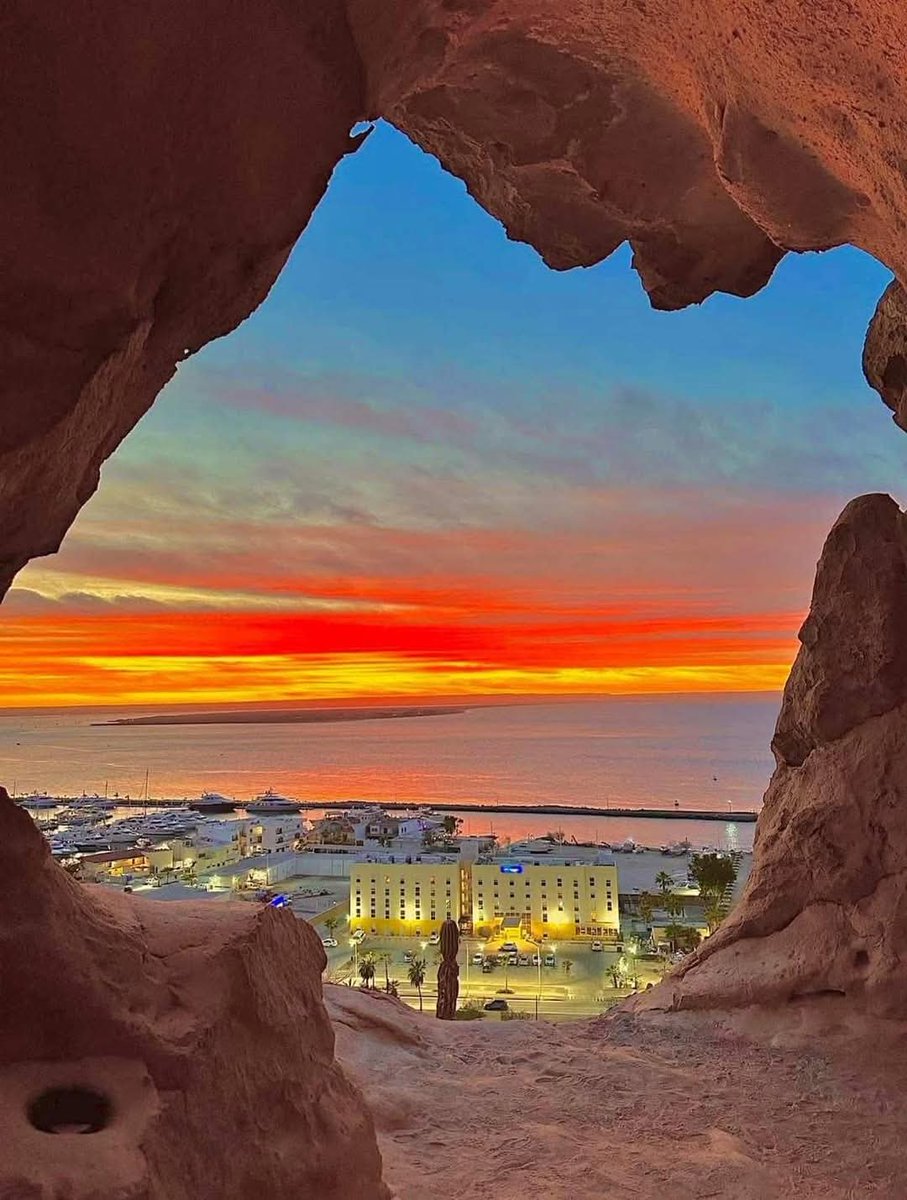 PostBajaSur's tweet image. 🔊 Hermoso atardecer desde el cerro de La Calavera #BCS🔝
Foto:💯
Explora Tu Baja