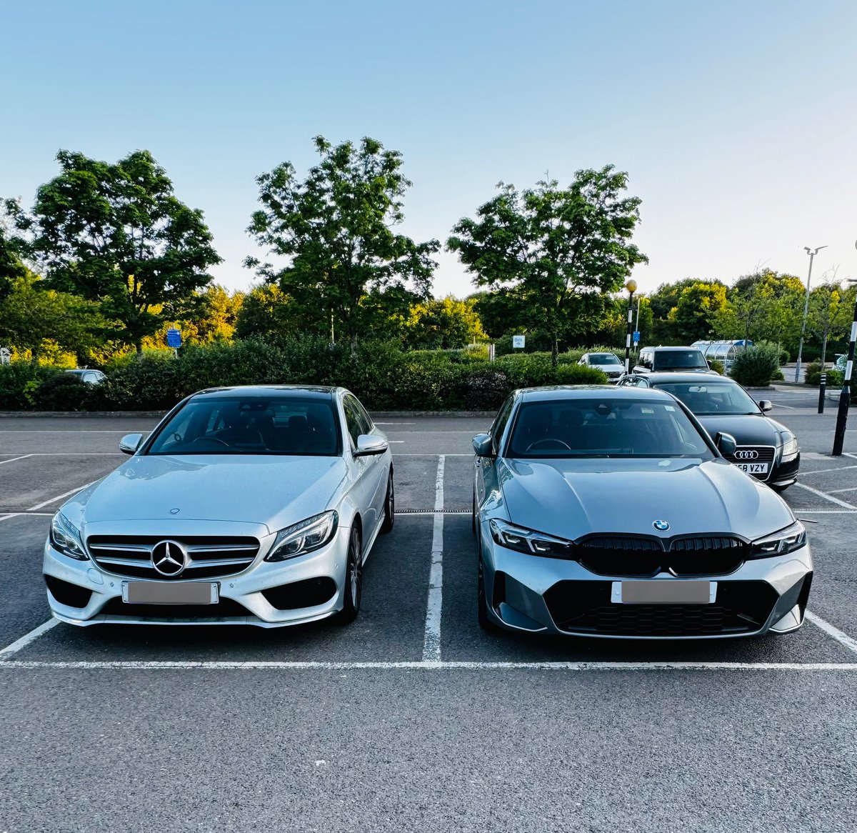 9pm,

I met my classmate today and we parked next to each other. We are grateful to Allah 🙏🏿