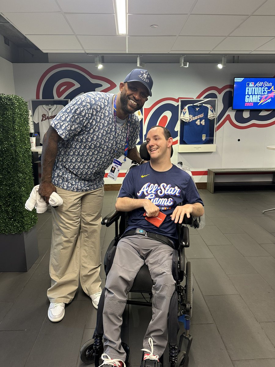 I saw CC Sabathia!!!!  🙌🏻🙌🏻🙌🏻🙌🏻