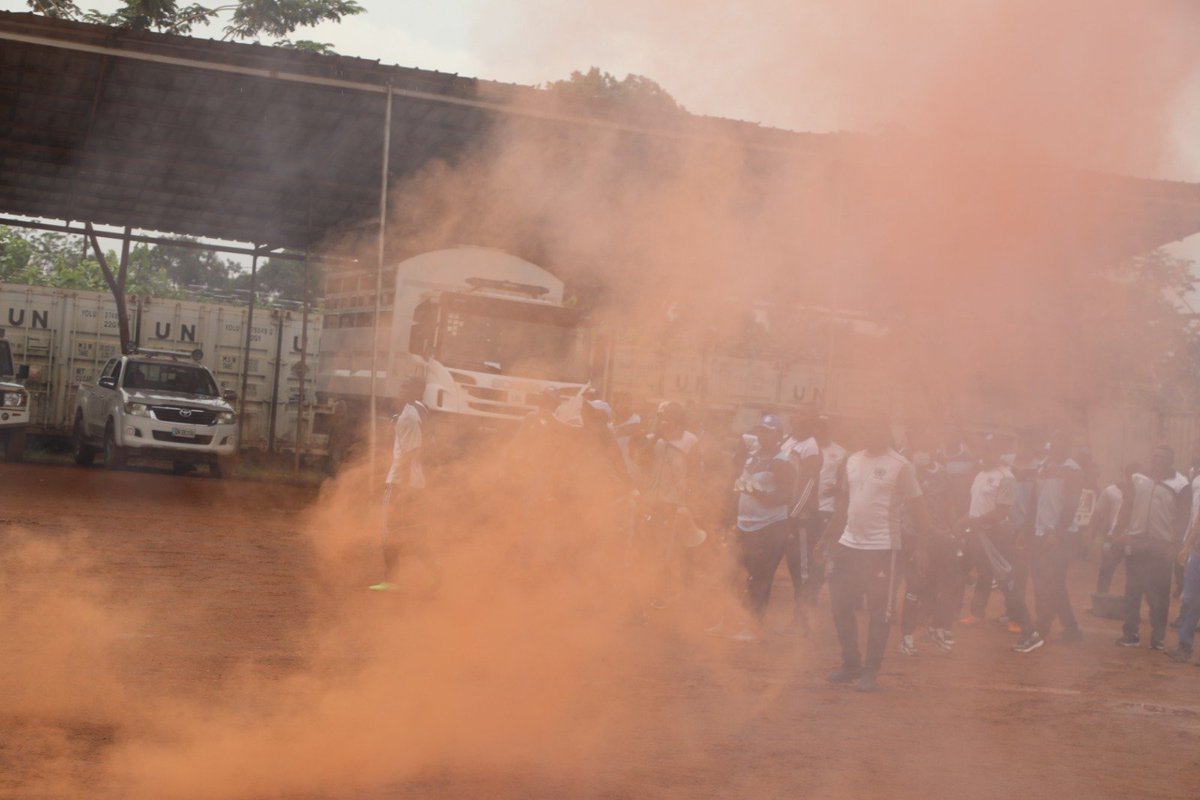 UNPOL MINUSCA (@unpol_rca) on Twitter photo Ce 12 juillet, le chef de l'<a href="/UNPOL/">United Nations Police</a> #MINUSCA, assisté du commandant de la force opérationnelle conjointe de #Bangui🇨🇫 (JTFB), a présidé à #Bangui, une simulation concertée de gestion du maintien de l’ordre. Elle a combiné plusieurs #FPUs pour tester leur interopérabilité #A4P. Ce 12 juillet, le chef de l'<a href="/UNPOL/">United Nations Police</a> #MINUSCA, assisté du commandant de la force opérationnelle conjointe de #Bangui🇨🇫 (JTFB), a présidé à #Bangui, une simulation concertée de gestion du maintien de l’ordre. Elle a combiné plusieurs #FPUs pour tester leur interopérabilité #A4P.