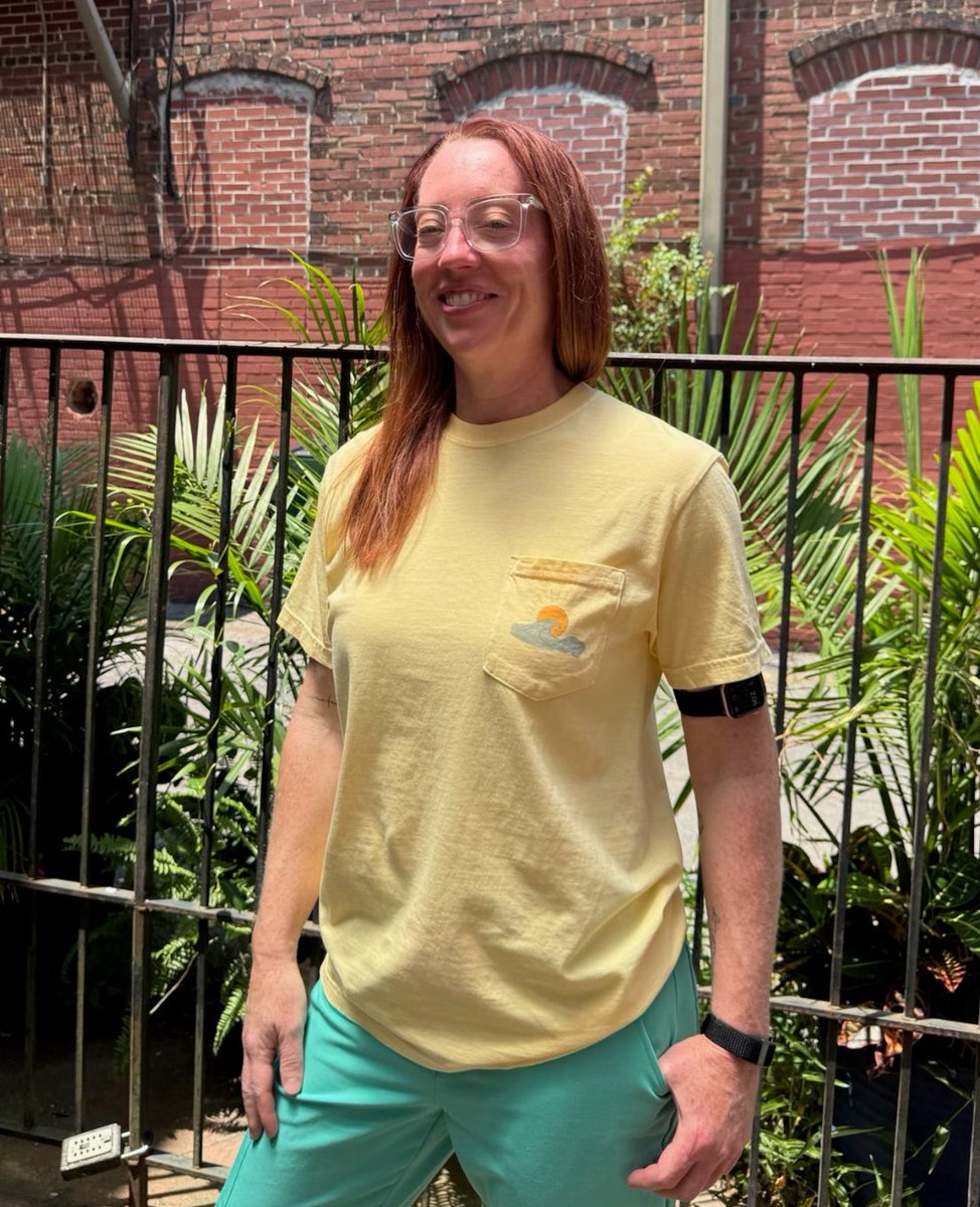 When medicine gets tropical 🌴🧠 A little spine, a little sunshine. Inspired by Ivana Tarraza, the brilliant illustrator behind the anatomy-inspired art, this tee brings healing energy to beach vibes.
#Beach #ArtMeetsAnatomy #surfsup
Get it here: ladyspinedoc.com/products/palm-…